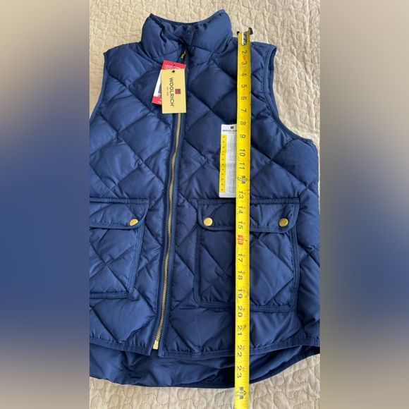 Woolrich Women’s Quilted Duck Down Vest size M - Picture 7 of 9